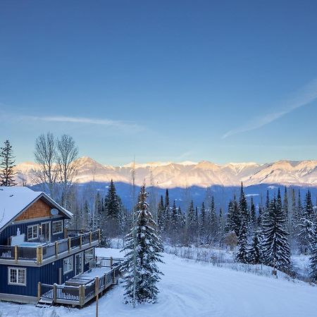 Lush Mountain Accommodations Golden Luaran gambar