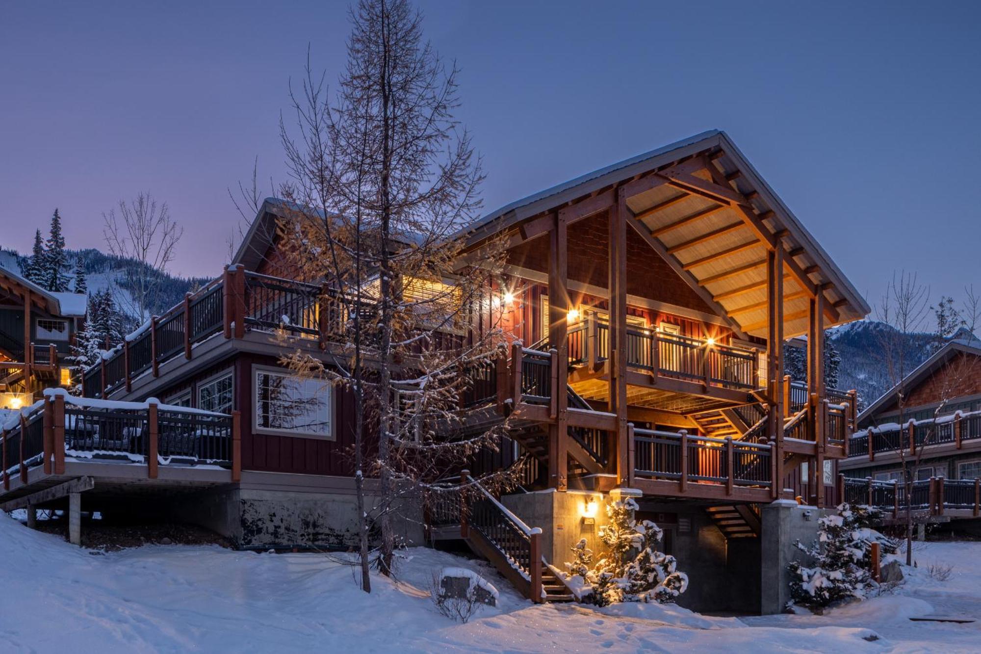 Lush Mountain Accommodations Golden Luaran gambar