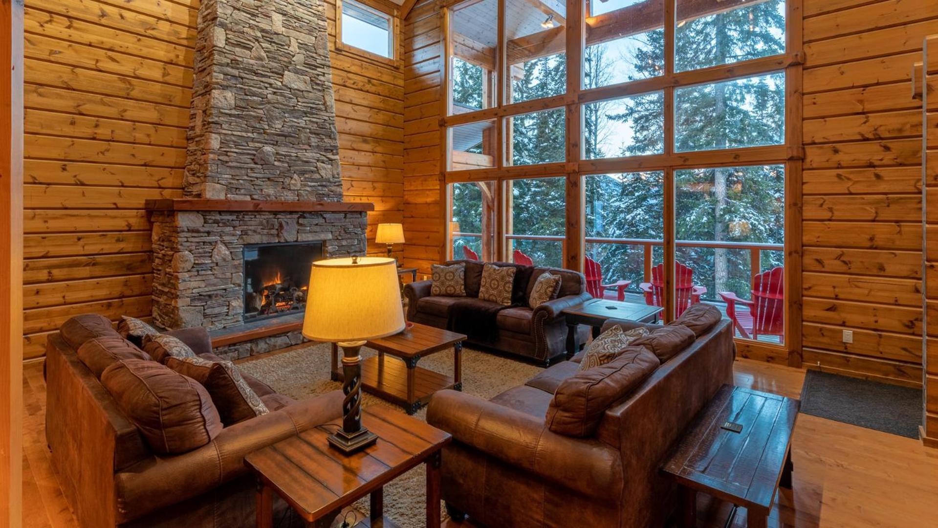Lush Mountain Accommodations Golden Luaran gambar
