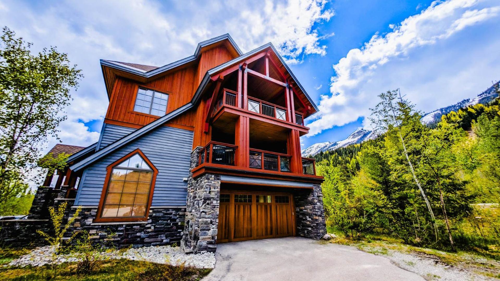 Lush Mountain Accommodations Golden Luaran gambar